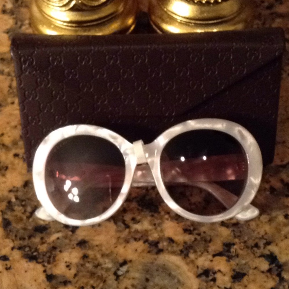 Gucci sunglasses